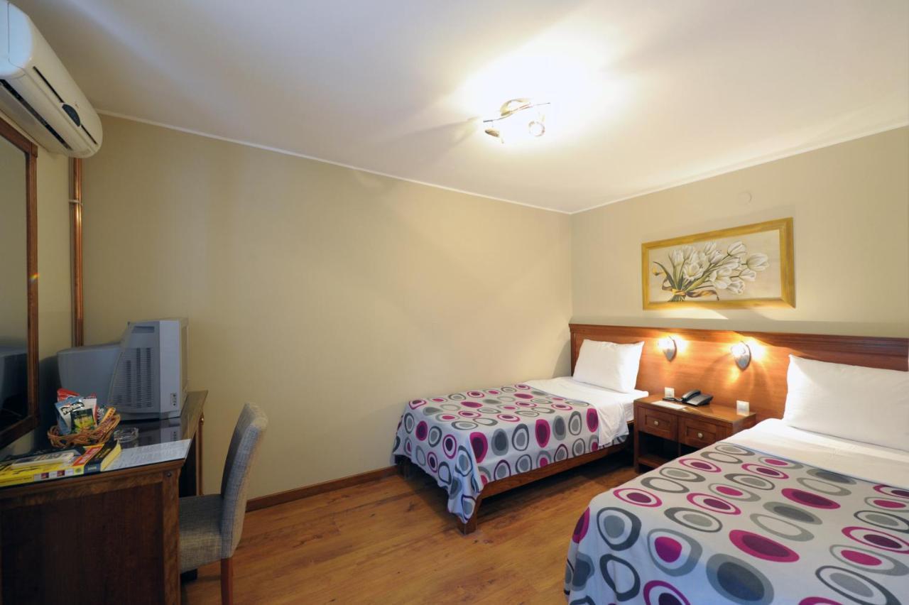 Hotel 1000 Ruza Beograd Bagian luar foto
